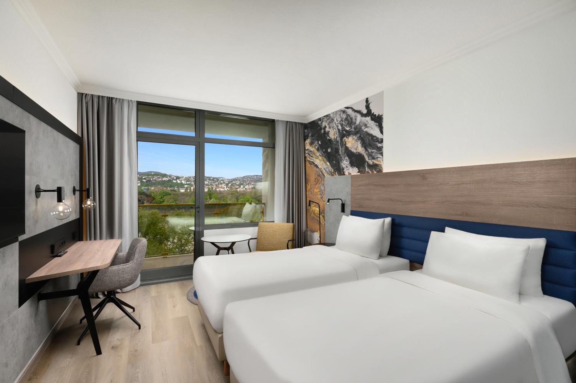 Hotel Danubius Helia 4*