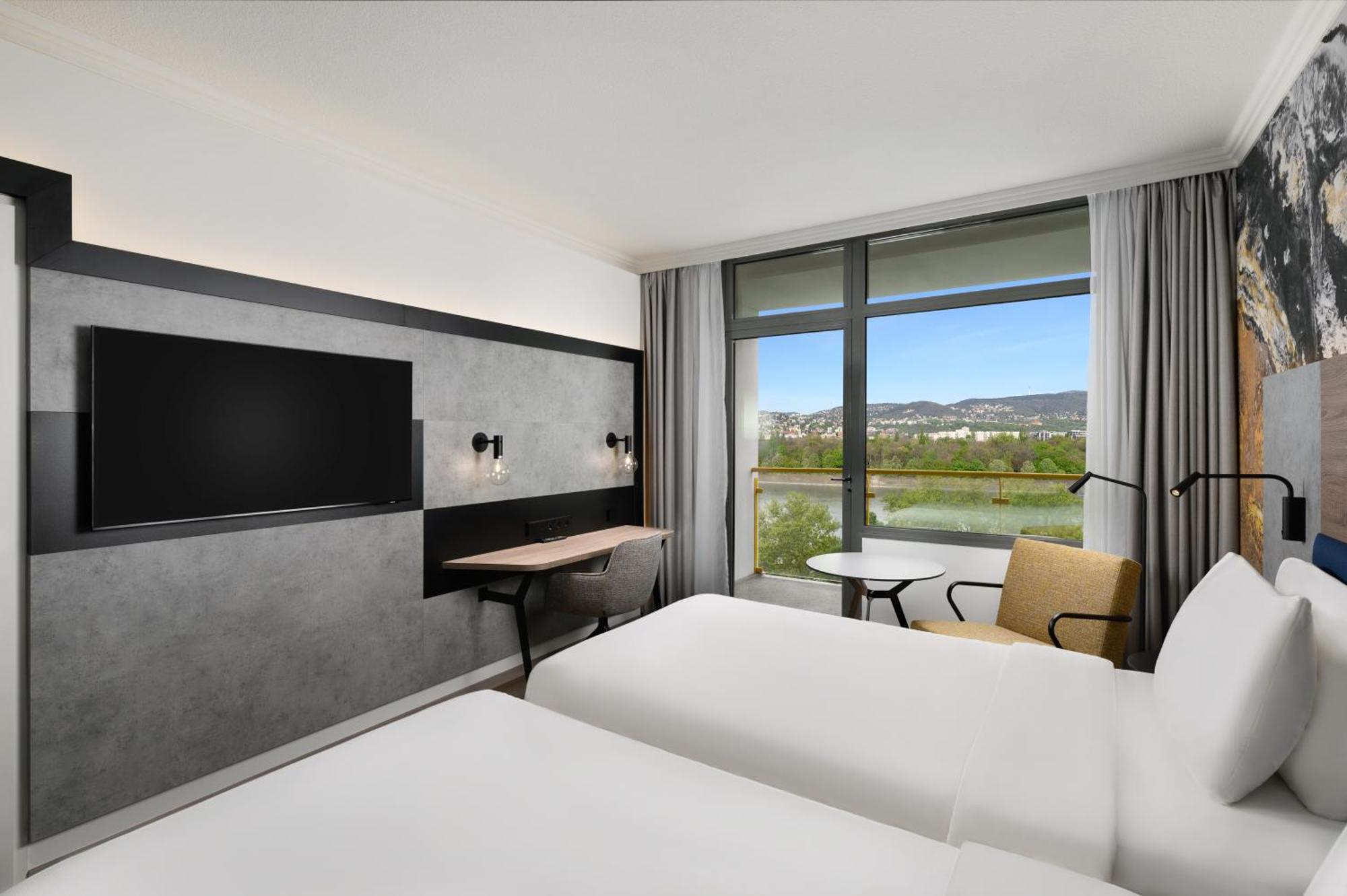 Hotel Danubius Helia 4*